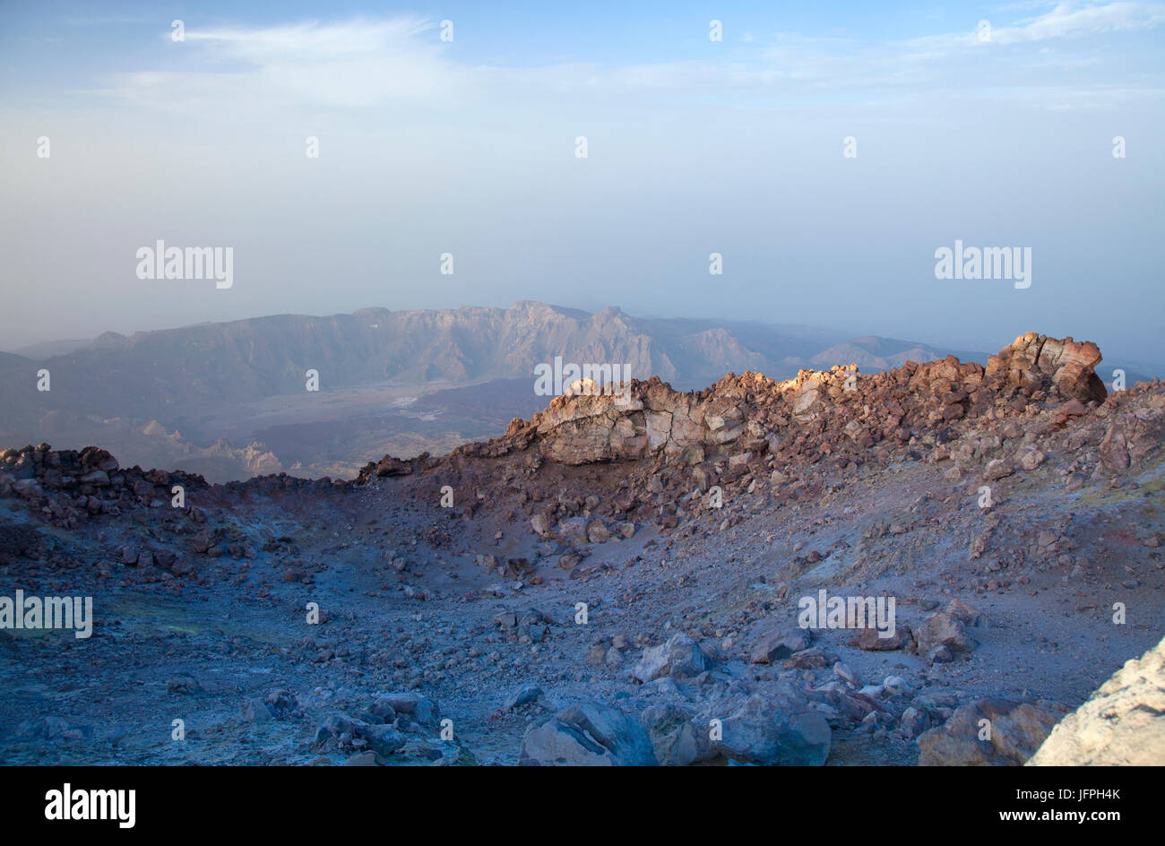 Kanarischen Inseln, Teneriffa, anzeigen südlich von der Spitze des Teide, der höchste Berg in Spanien, bald nach Sonnenaufgang Stockfoto