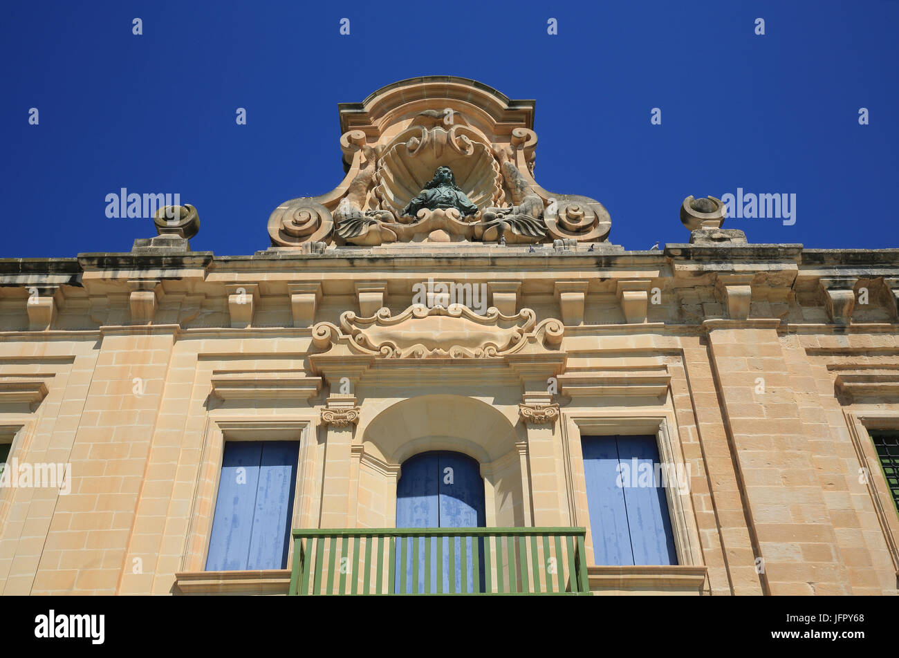 Die 19. Jahrhundert Lager auf Pinto Wharf auf Valletta Waterfront, regeneriert, bereit für die Europäische Stadt der Kultur-Status im Jahr 2018 in Malta Stockfoto