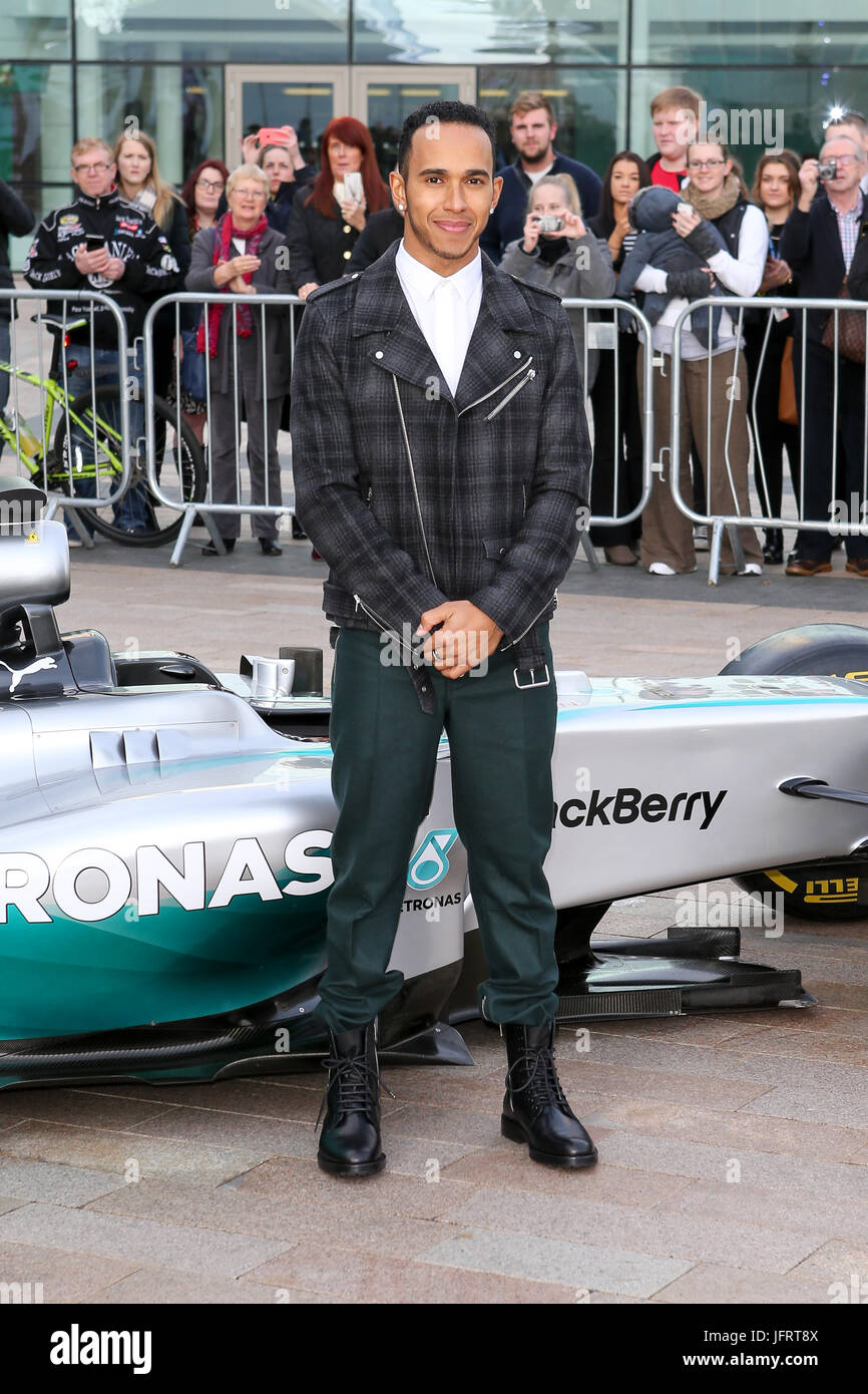 Weltmeister Lewis Hamilton sagt BBC Frühstück, dass seine Formel-1-Titelkampf mit Mercedes-Teamkollege Nico Rosberg wurde "psychologische Kriegsführung". Stockfoto