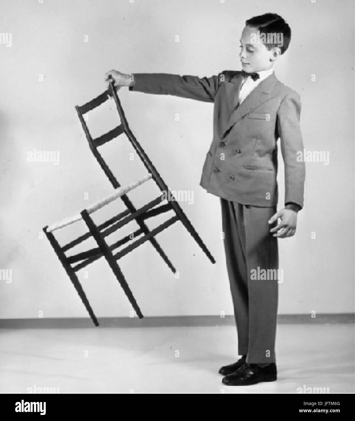 13 - Italien - Superleggera Giò Ponti - Cassina - superleichten italienischen Möbel Technik Stockfoto