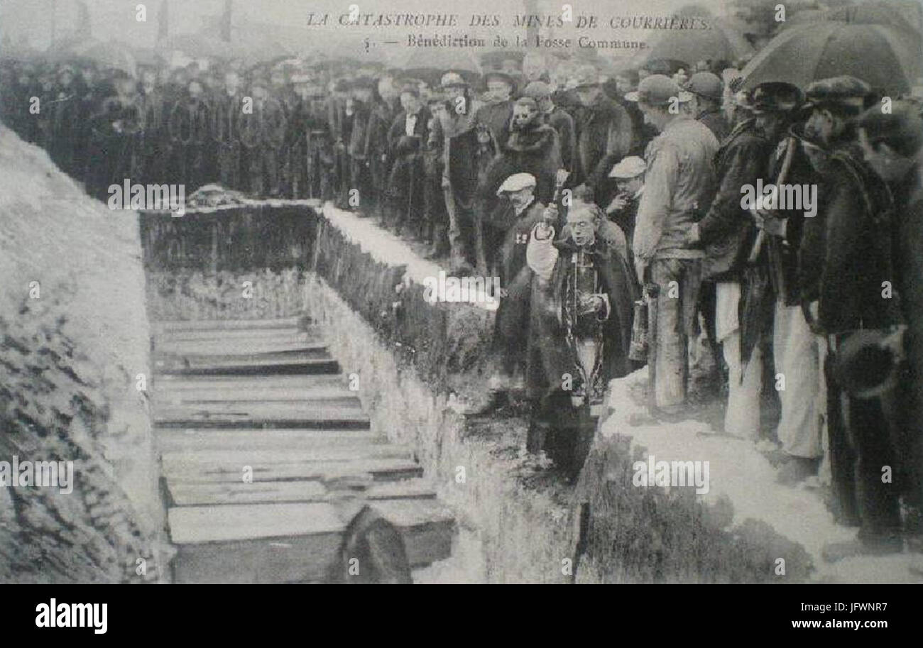 Katastrophe de Courrières - Bénédiction De La Fosse Gemeinde Stockfoto