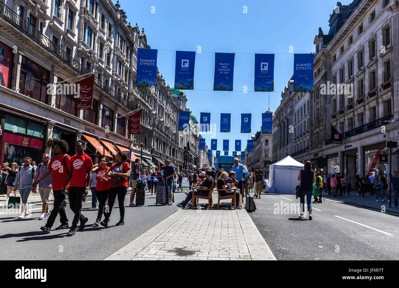 Sommer Straßen Verkehr frei Festival, Regent Street, London, England, UK Stockfoto