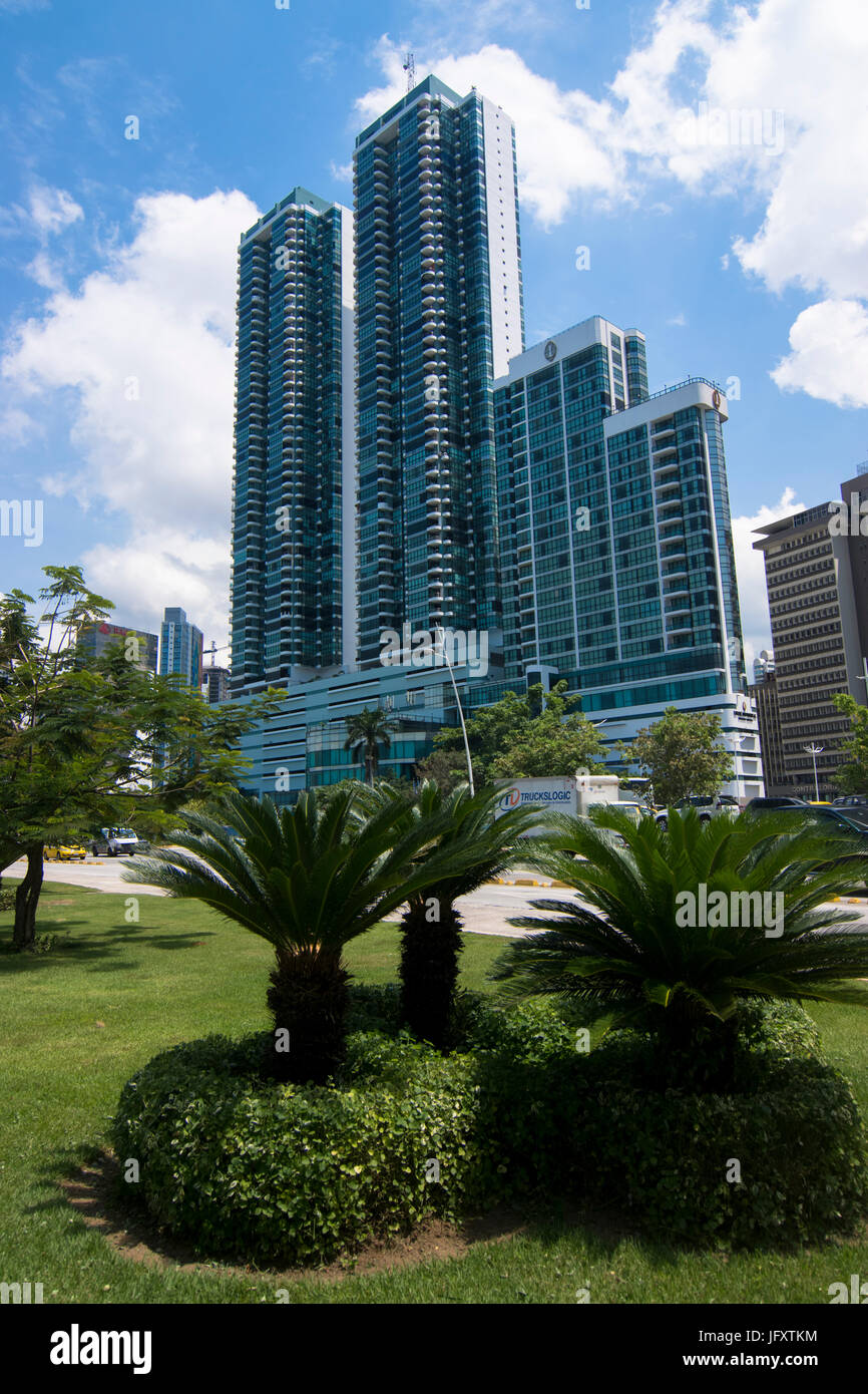 Hotel und Apartment-Türme Miramar auf Balboa Avenue, Panama City, Panama Stockfoto