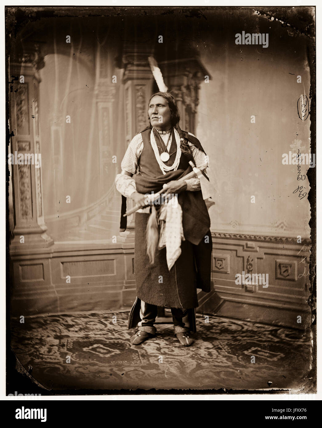 Titel: Big Snake-Rufnummer: LC-BH832-30850 <P&P>[P & P] Reproduktion Nummer: LC-DIG-Cwpbh-05153 (digitale Datei aus original neg.) RIGHTS INFORMATION: Keine bekannten Einschränkungen für Publikation. MEDIUM: 1 negativ: Glas, nassen Kollodium. ERSTELLT/veröffentlicht: [zwischen 1865 und 1880]</P&P> Stockfoto