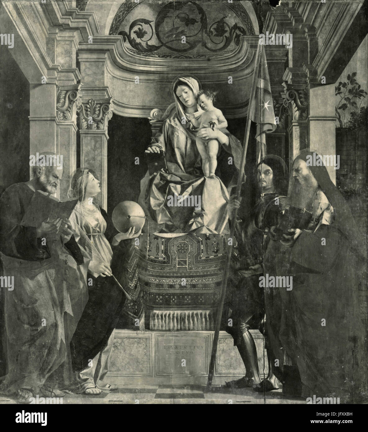 Thronenden Madonna mit Kind und Heiligen, nicht identifizierte Malerei Stockfoto