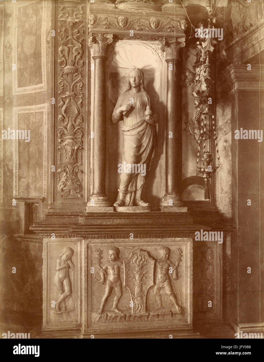 Hl. Magdalena, Detail des Altars Maniscalchi von Rizzo, Verona, Italien Stockfoto