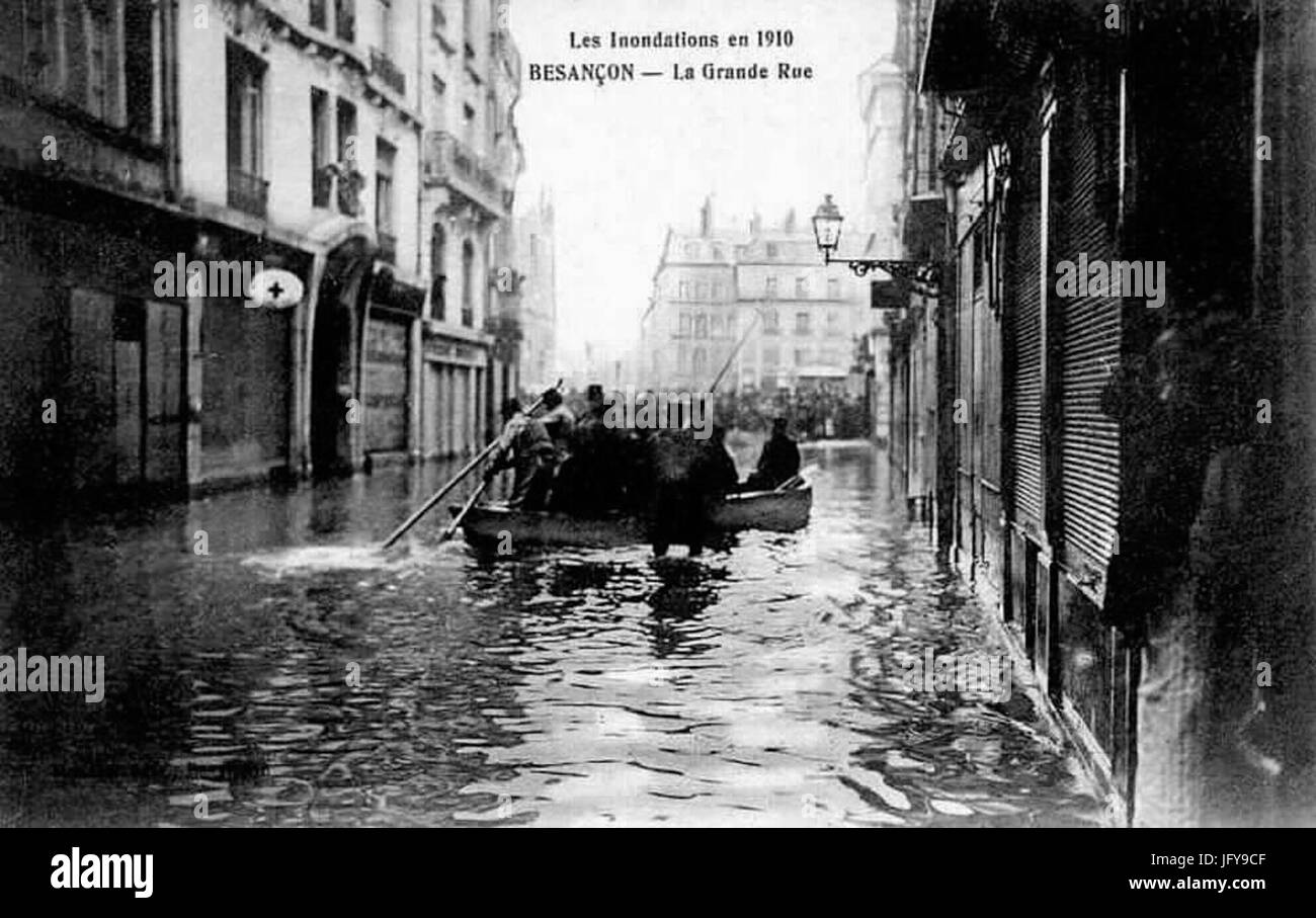 Crue de 1910 À Besançon - Grande Rue Stockfoto