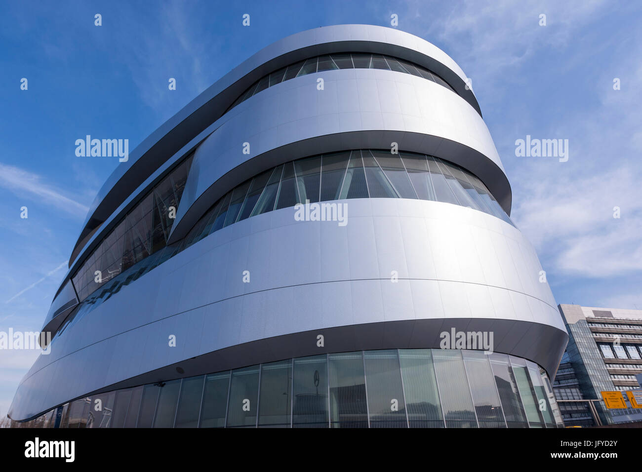 Außerhalb Gebäude von Mercedes-Benz-Museum, entworfen von UN Studio, Mercedesstr. 100 70372 Stuttgart Deutschland Stockfoto