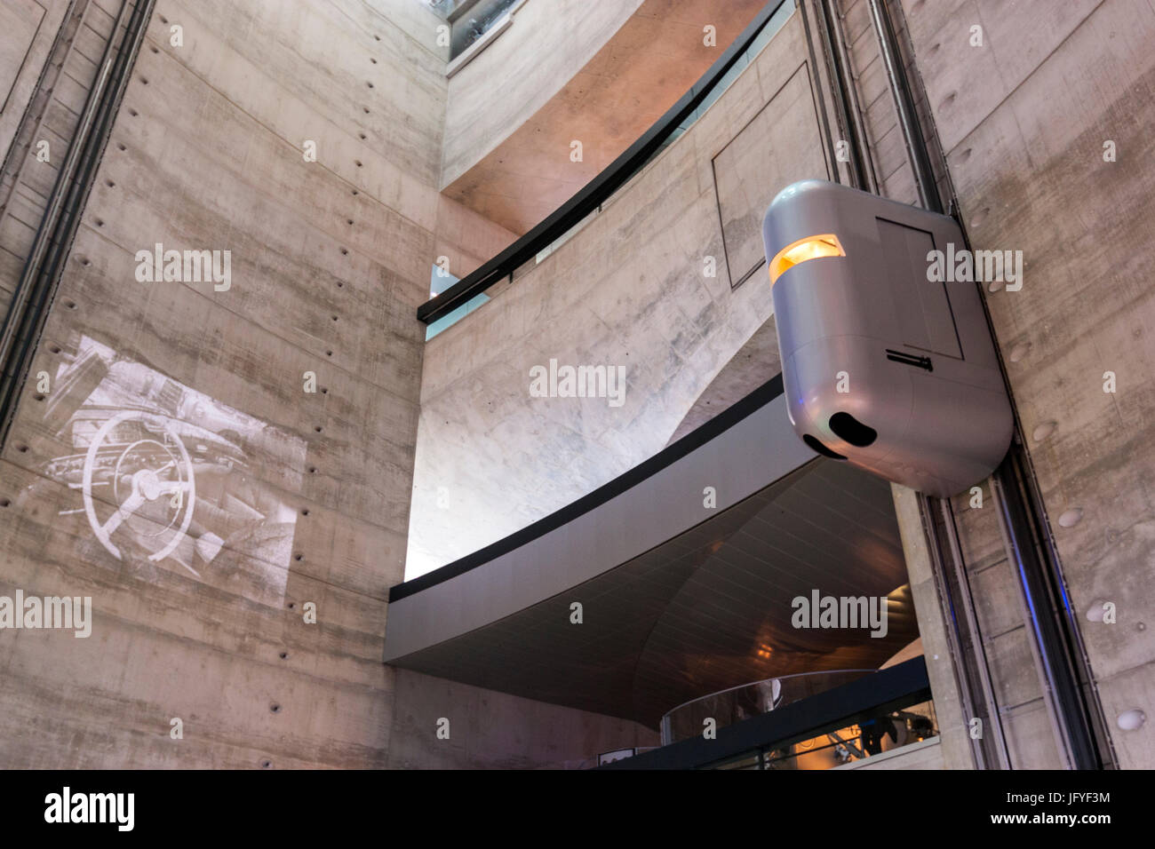 Mercedes-Benz Museum, entworfen von UN Studio, Mercedesstr. 100 70372 Stuttgart Deutschland Stockfoto