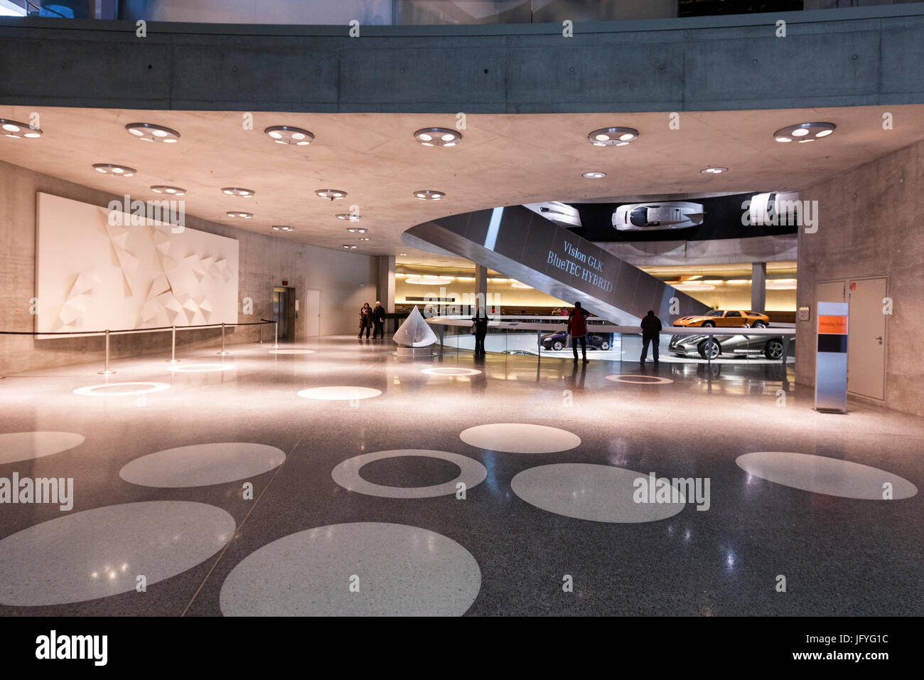 Mercedes-Benz Museum, entworfen von UN Studio, Mercedesstr. 100 70372 Stuttgart Deutschland Stockfoto
