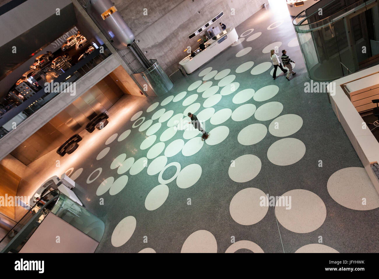 Mercedes-Benz Museum, entworfen von UN Studio, Mercedesstr. 100 70372 Stuttgart Deutschland Stockfoto