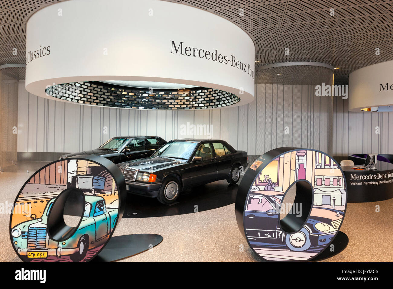 Mercedes-Benz Museum, entworfen von UN Studio, Mercedesstr. 100 70372 Stuttgart Deutschland Stockfoto