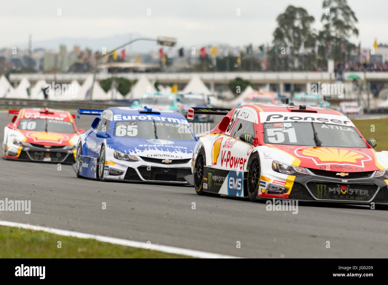 Curitiba, Brasilien. 2. Juli 2017. Atila Abreu, Max Wilson und Ricardo Zonta bei 1 Million Stock Car Rennen statt im Curitiba International Autodrom in Curitiba, PR. Credit: Reinaldo Reginato/FotoArena/Alamy Live News Stockfoto