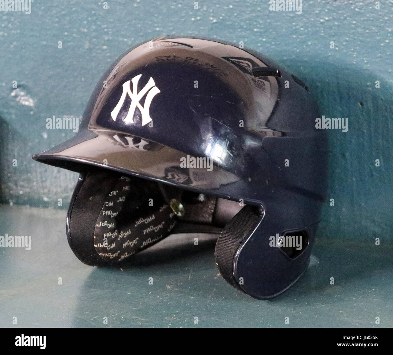 Houston, TX, USA. 2. Juli 2017. Eine Gesamtansicht der New York Yankees Helm während der MLB-Spiel zwischen den New York Yankees und die Houston Astros im Minute Maid Park in Houston, Texas. John Glaser/CSM/Alamy Live-Nachrichten Stockfoto