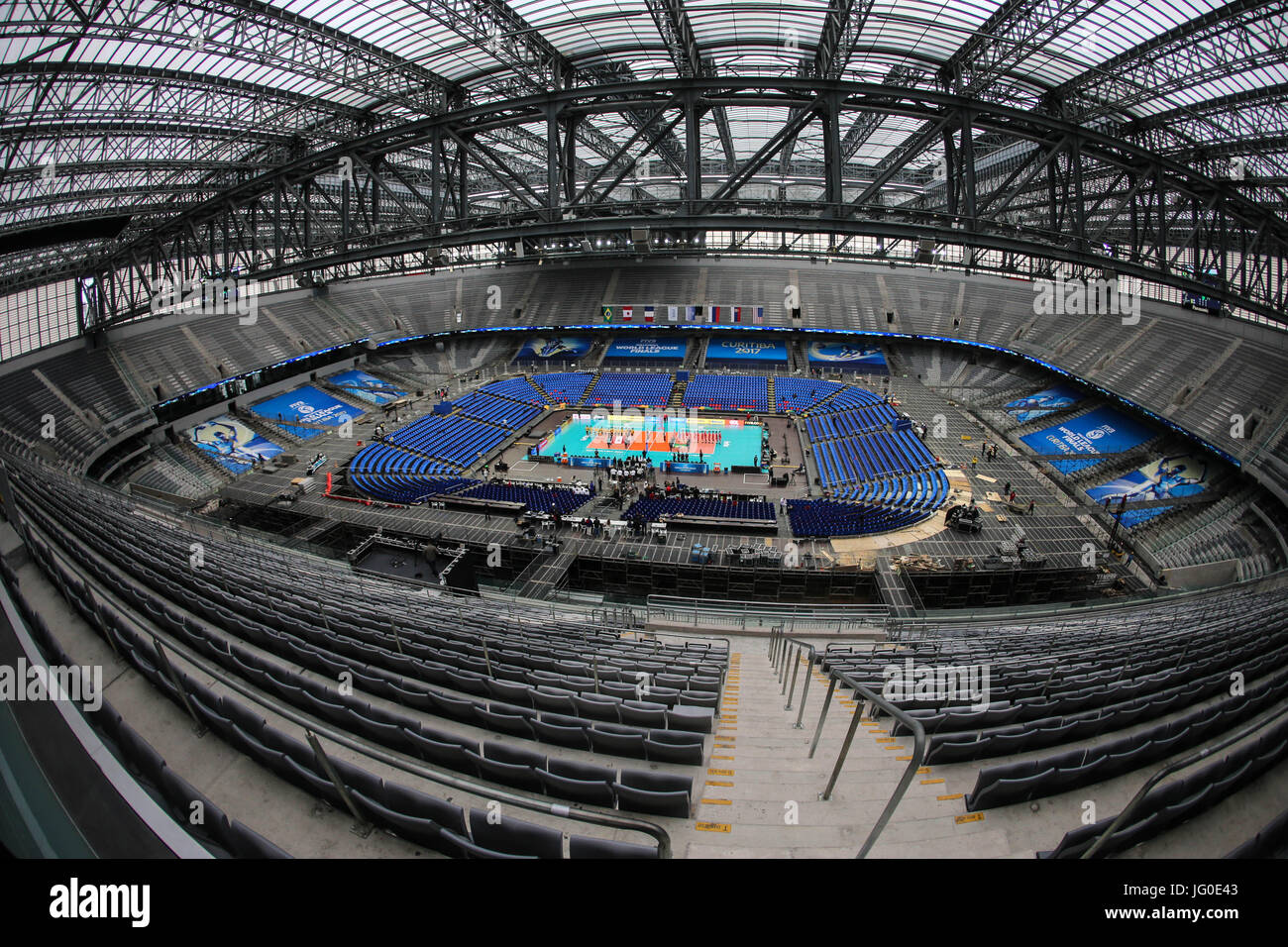 3. Juli 2017 - Struktur ParanÃ, Curitiba, Brasilien - Brasilien - World League Volleyball Finale 2017 - montiert Arena da Baixada Stadion in Curitiba (Brasilien), für die Spiele zwischen 4 und 8 Juli. Alle Spiele werden in der Arena da Baxaida gespielt werden, ein Fußballstadion, das auch 2014 FIVB World Cup Gastgeber entspricht. Foto: Geraldo Bubniak Credit: Foto: Geraldo Bubniak/ZUMA Draht/Alamy Live-Nachrichten Stockfoto