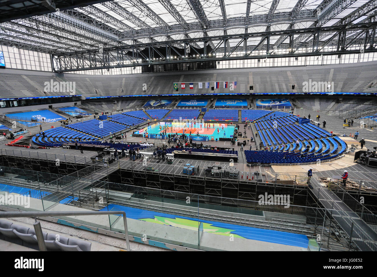 3. Juli 2017 - Struktur ParanÃ, Curitiba, Brasilien - Brasilien - World League Volleyball Finale 2017 - montiert Arena da Baixada Stadion in Curitiba (Brasilien), für die Spiele zwischen 4 und 8 Juli. Alle Spiele werden in der Arena da Baxaida gespielt werden, ein Fußballstadion, das auch 2014 FIVB World Cup Gastgeber entspricht. Foto: Geraldo Bubniak Credit: Foto: Geraldo Bubniak/ZUMA Draht/Alamy Live-Nachrichten Stockfoto
