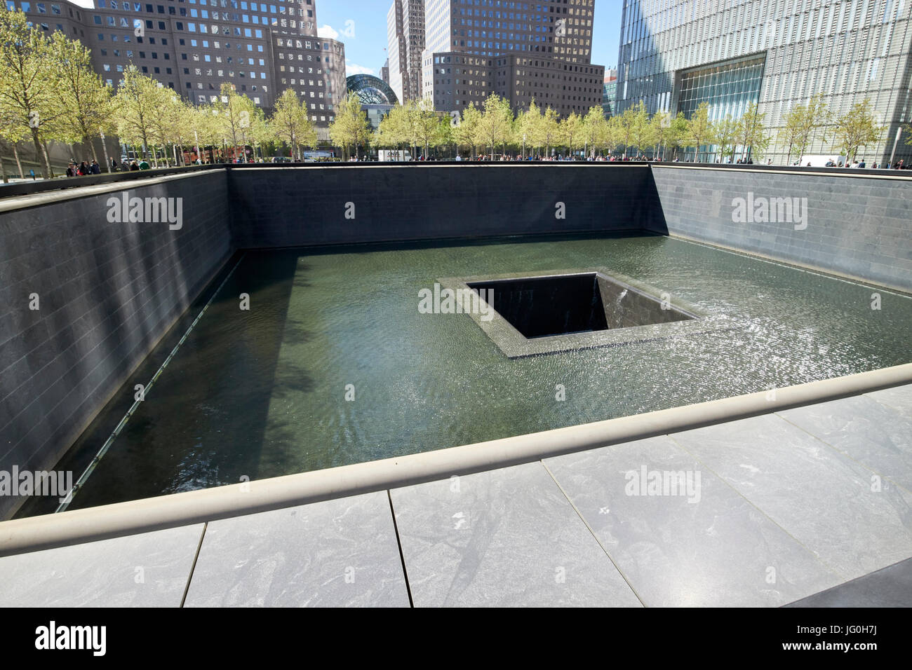 Norden Memorial Pool ehemaligen 1 Welt Handel Platzbedarf im Rechenzentrum New York City USA Stockfoto