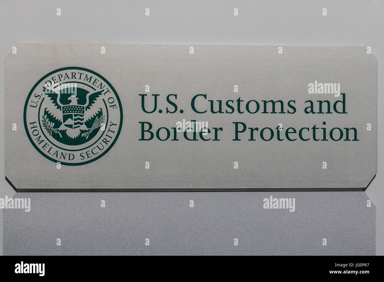 Indianapolis - ca. Juli 2017: U.S. Customs and Border Protection Division Revenue. CBP ist eine Bundesrepublik Strafverfolgungsbehörde des US Department of Stockfoto