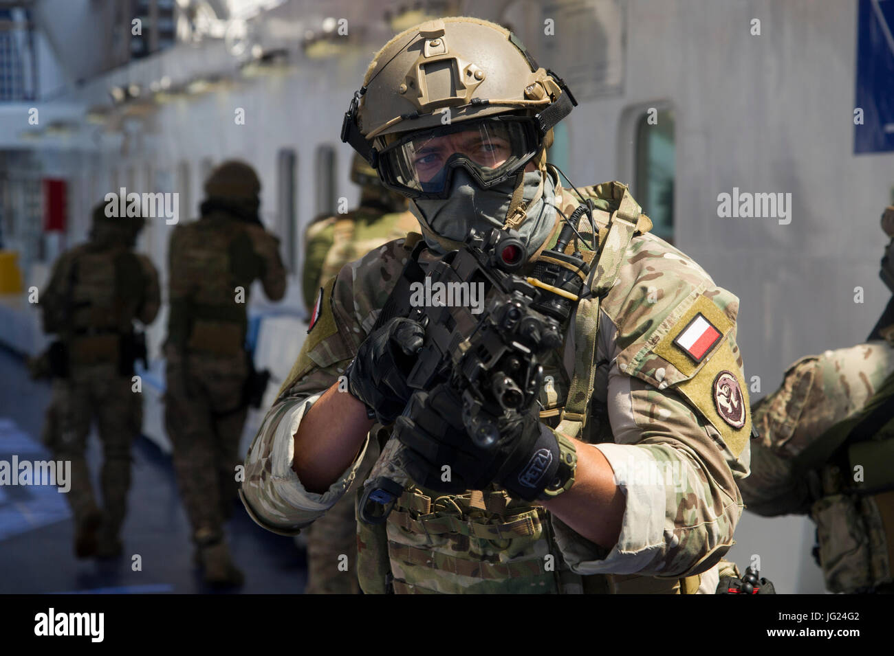 Polnische spezialkräfte Fotos und Bildmaterial in hoher Auflösung Alamy