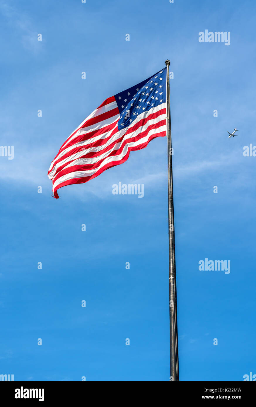 Amerikanische Flagge auf Liberty Island in New York City Stockfoto