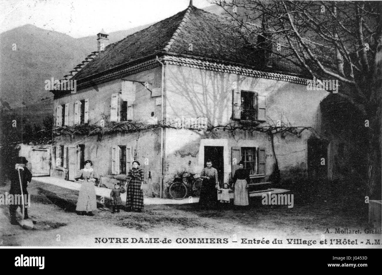 Notre dame de commiers Fotos und Bildmaterial in hoher Auflösung Alamy