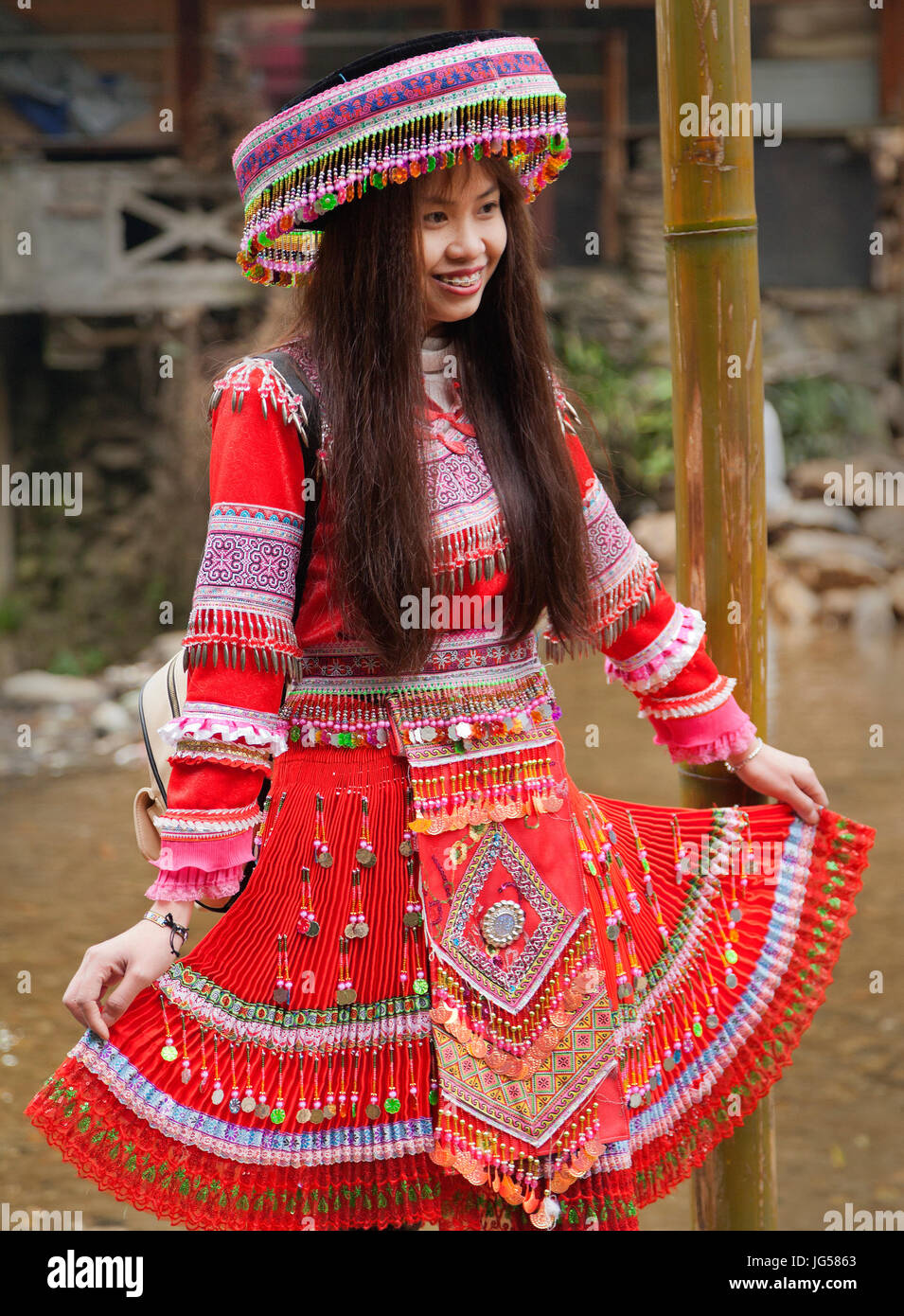 Bergvolk Trachtenmode, Cat Cat Dorf bei Sapa in Lao Cai, Vietnam Stockfoto