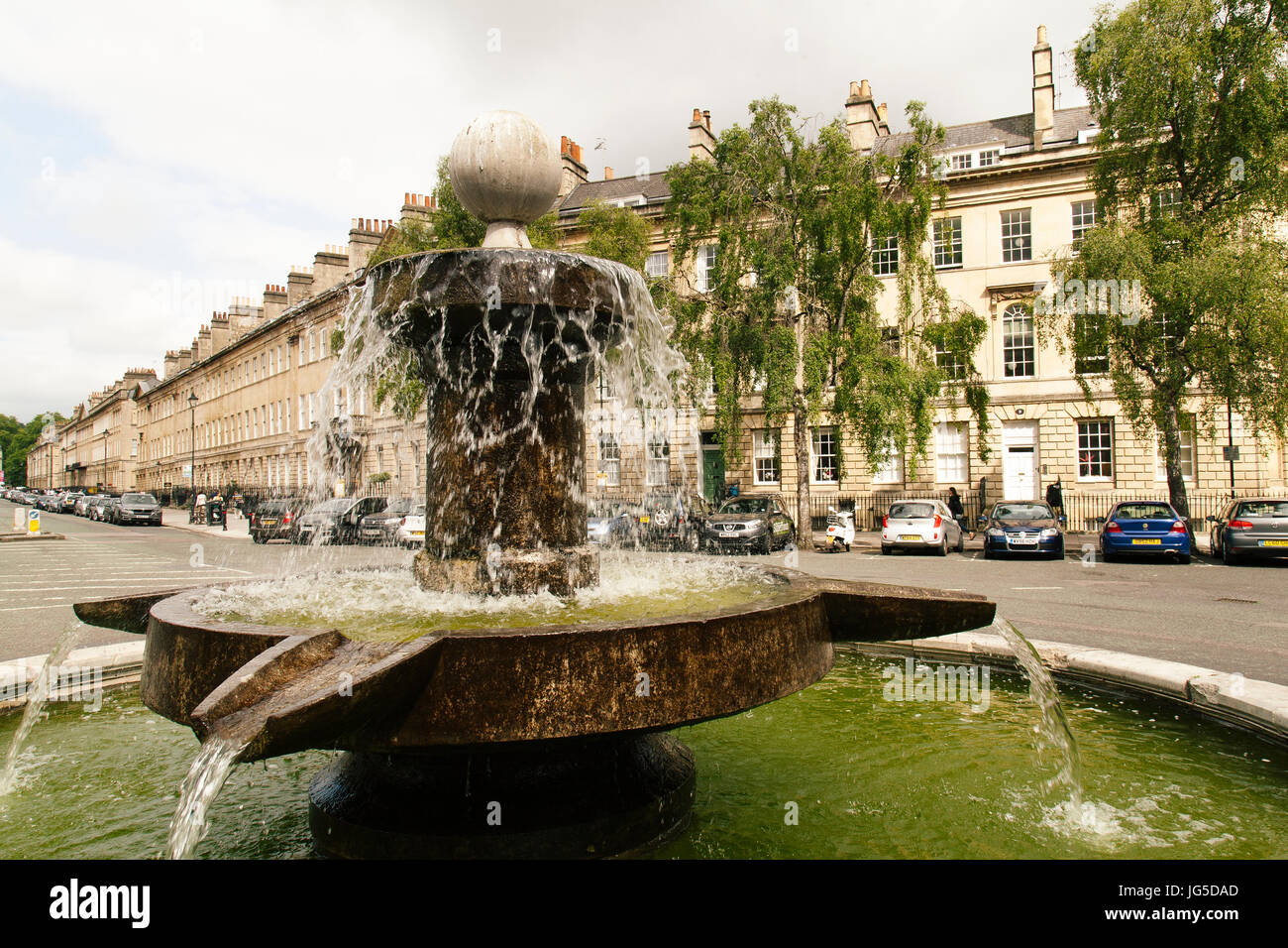 Ein Springbrunnen auf große Pultney Street. Stockfoto