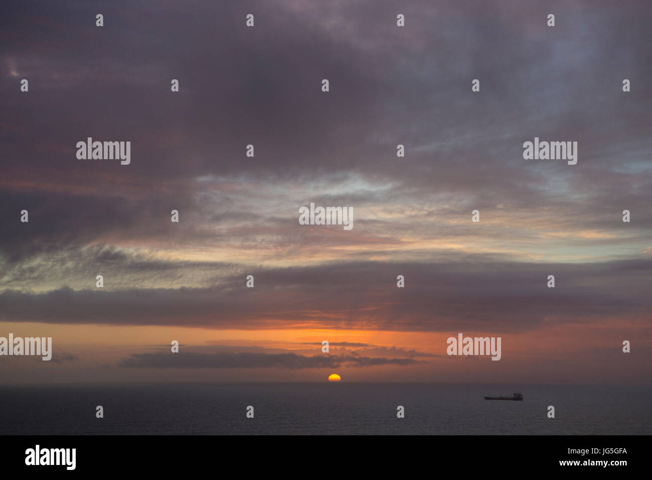 Sonnenuntergang Himmel, Cornwall, UK Stockfoto
