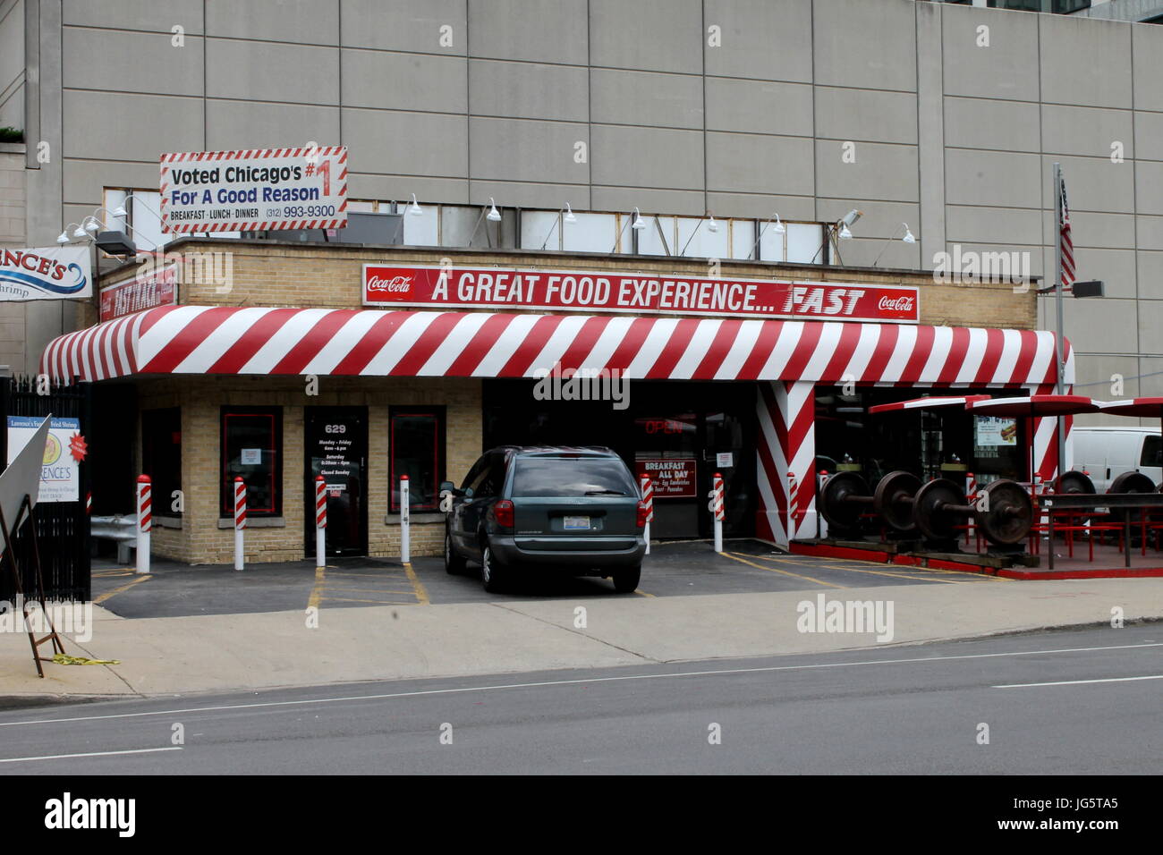 Fast-Track, ein Hot Dog Stand in der West-Schleife, Chicago, IL Stockfoto