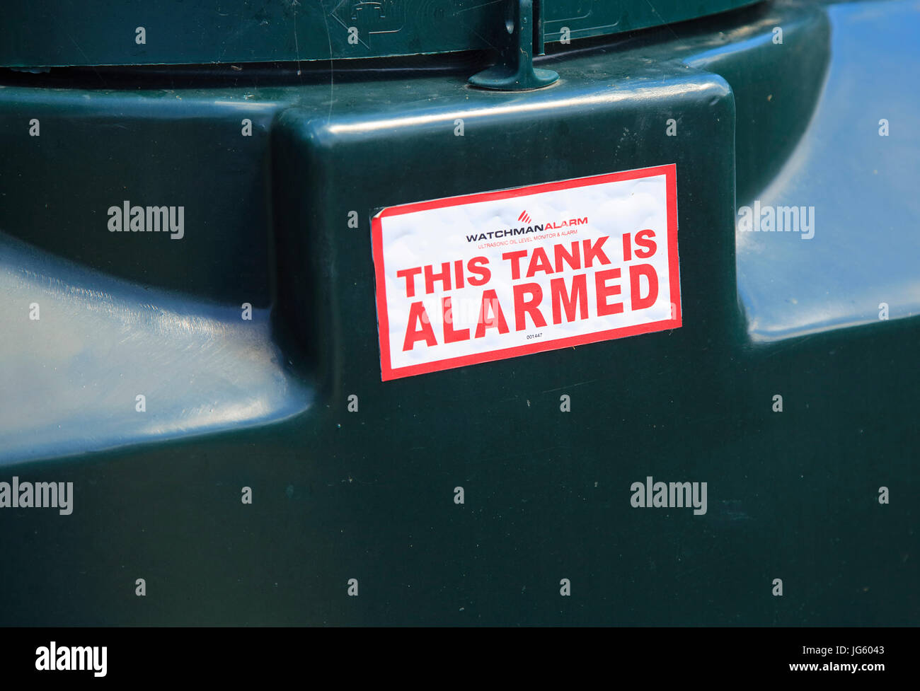 Wächter Alarm alarmiert Öl Tank Hinweisschild, UK - "dieser Panzer ist beunruhigt" Stockfoto