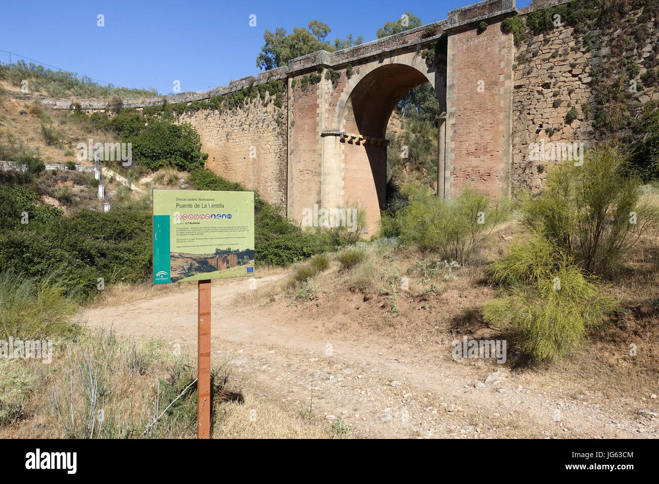 Puente De La Ventilla, Arriate, Andalusien, Spanien. Stockfoto