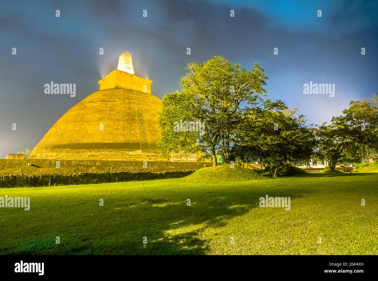 HDR-Fotografie von den Ruinen von Anuradhapura, Sri Lanka Stockfoto