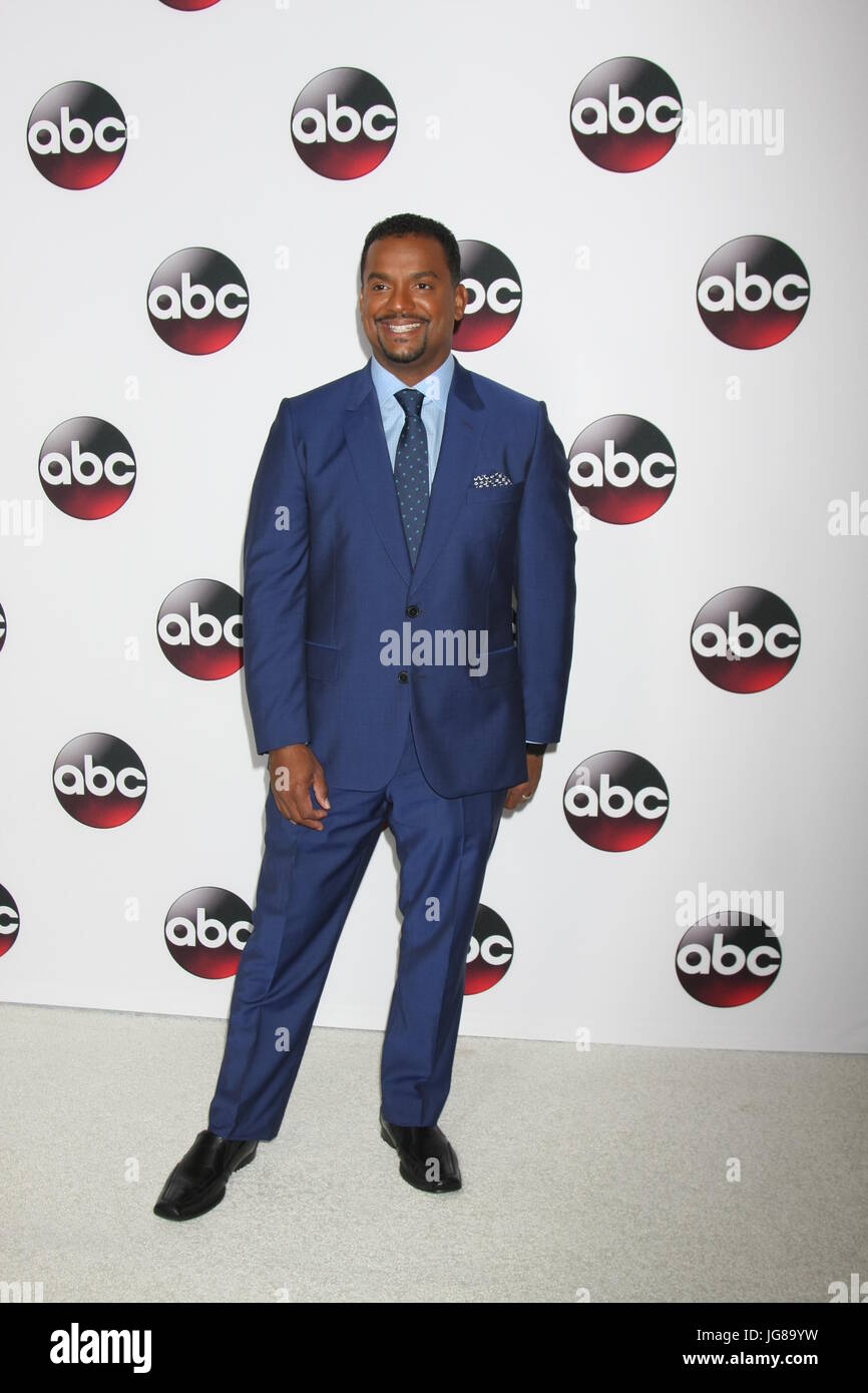 Pasadena, CA, USA. 9. Januar 2016. vLOS Galaxy - JAN 9: Alfonso Ribeiro auf der Disney ABC TV 2016 TCA Party im The Langham Huntington Hotel am 9. Januar 2016 in Pasadena, CA Credit: Kay Blake/ZUMA Draht/Alamy Live News Stockfoto