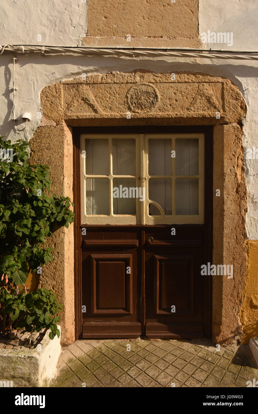 Tür in Tomar, Bezirk von Santarem, Portugal Stockfoto