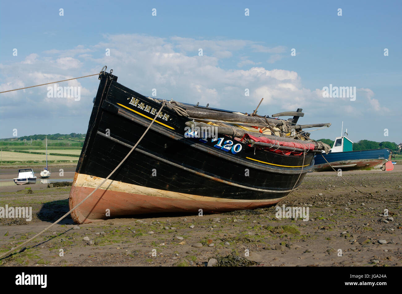 Angeln Boot Marean am Fluss Aln Stockfoto