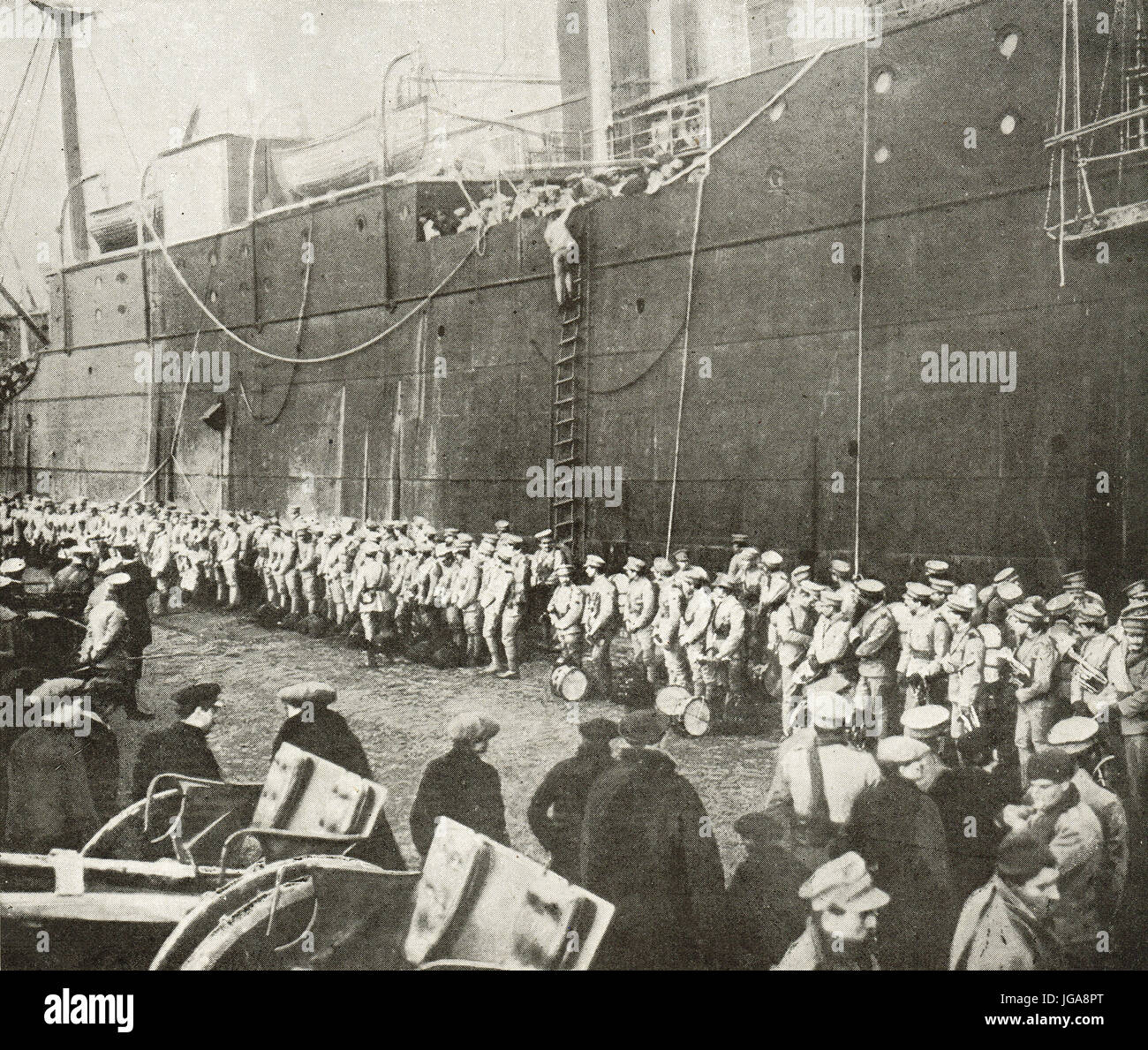 Erste portugiesische Truppen nach Frankreich, 1917 Stockfoto