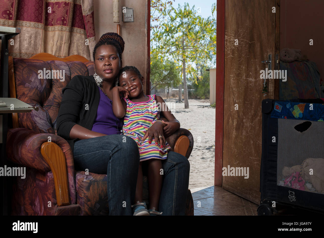Mutter und Tochter Maun Botswana Stockfoto