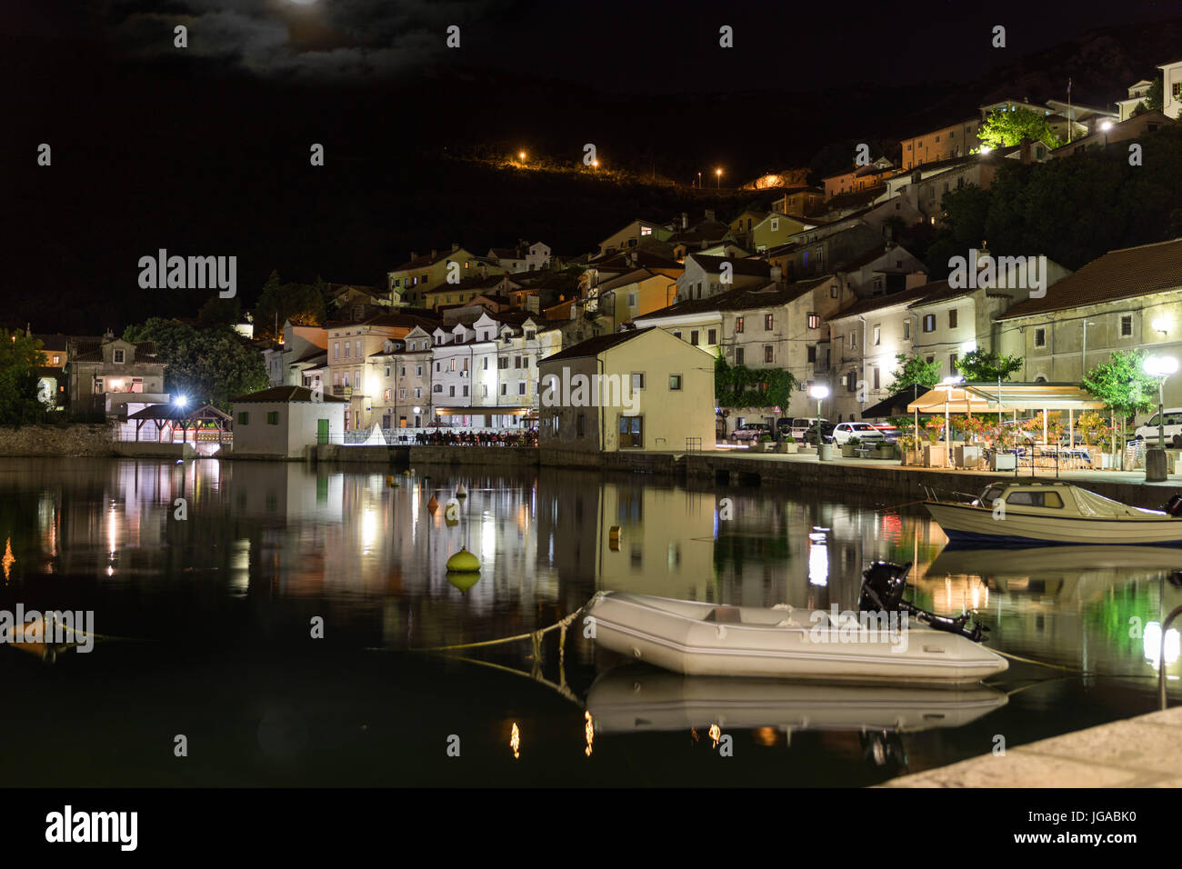 Bakar Stadt in Kroatien bei Nacht Stockfoto