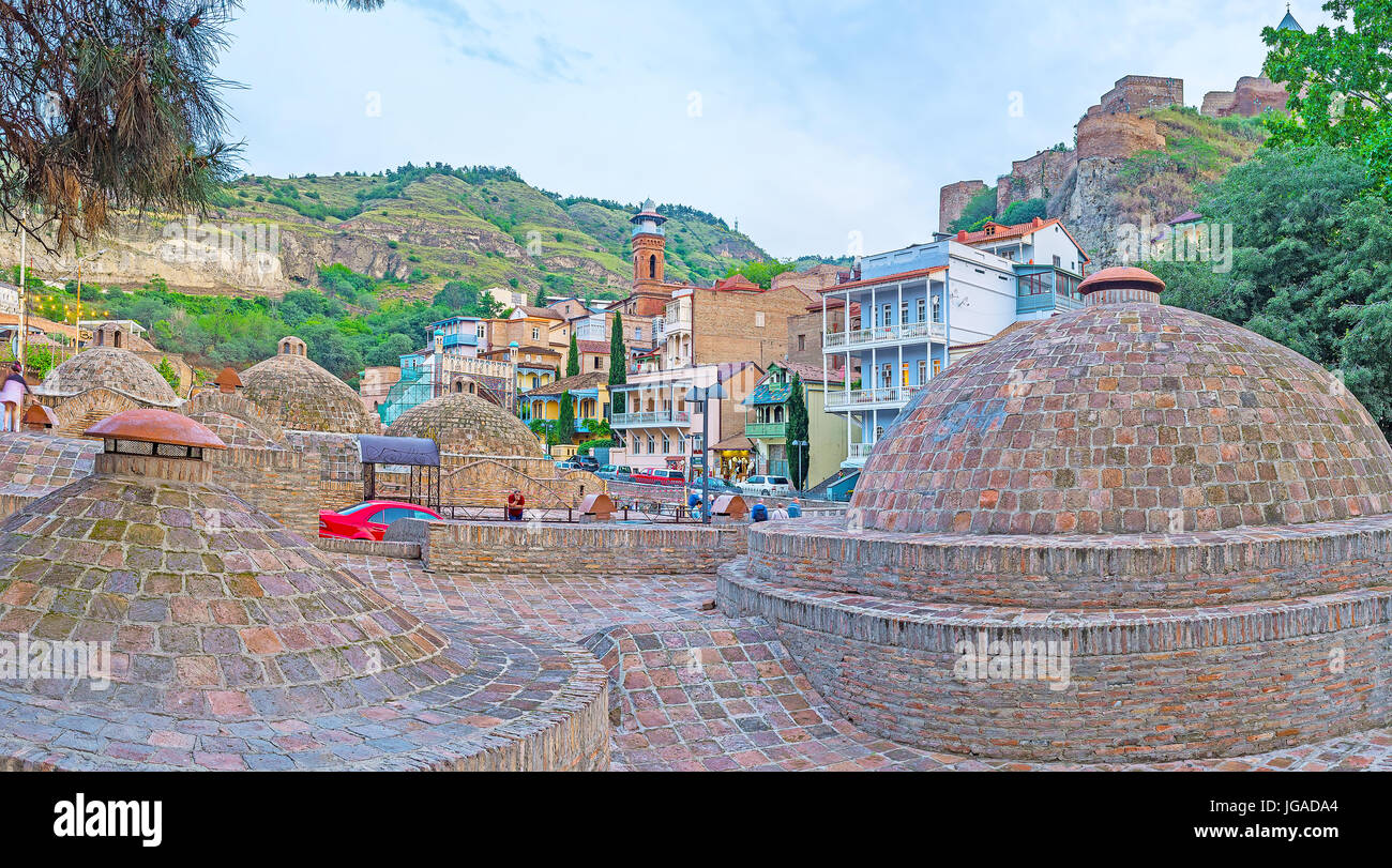 Das balneologische Resort befindet sich im historischen Zentrum der Altstadt von Tbilissi - Abanotubani Bezirk, hier finden Sie die berühmten Schwefelbäder, für die Besucher geöffnet Stockfoto