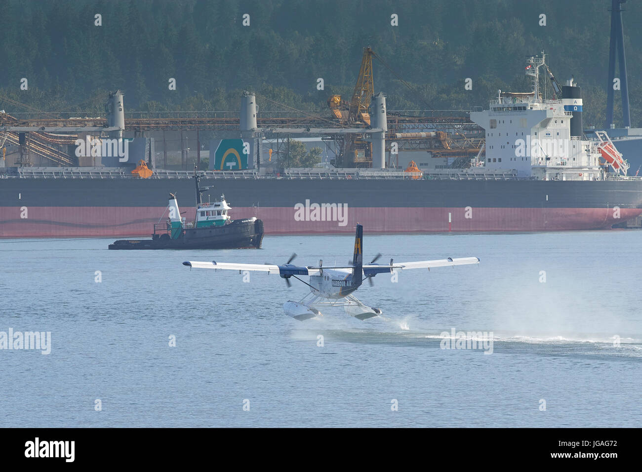 Harbour Air Wasserflugzeuge Twin Otter floatplane in den Hafen von Vancouver, British Columbia, Kanada. Stockfoto Harbour Air Wasserflugzeuge Twin Otter floatplane in den Hafen von Vancouver, British Columbia, Kanada. Stockfoto
