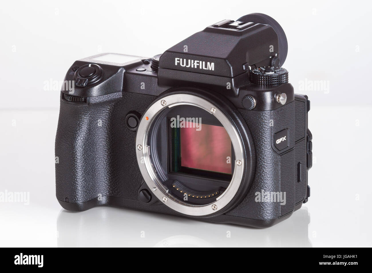 Fujifilm GFX 50er, 43,8 x 32,9 mm 51.4MP CMOS-Sensor und Verwendungen, die neue G-Mount-Objektive montieren Stockfoto