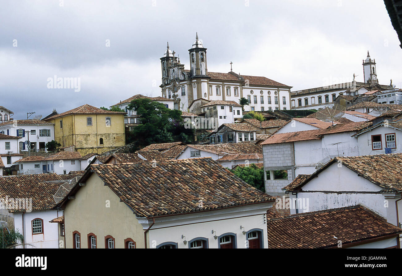 Häusern, St. Francis Church of Assisi, Ouro Preto, Minas Gerais, Brasilien Stockfoto