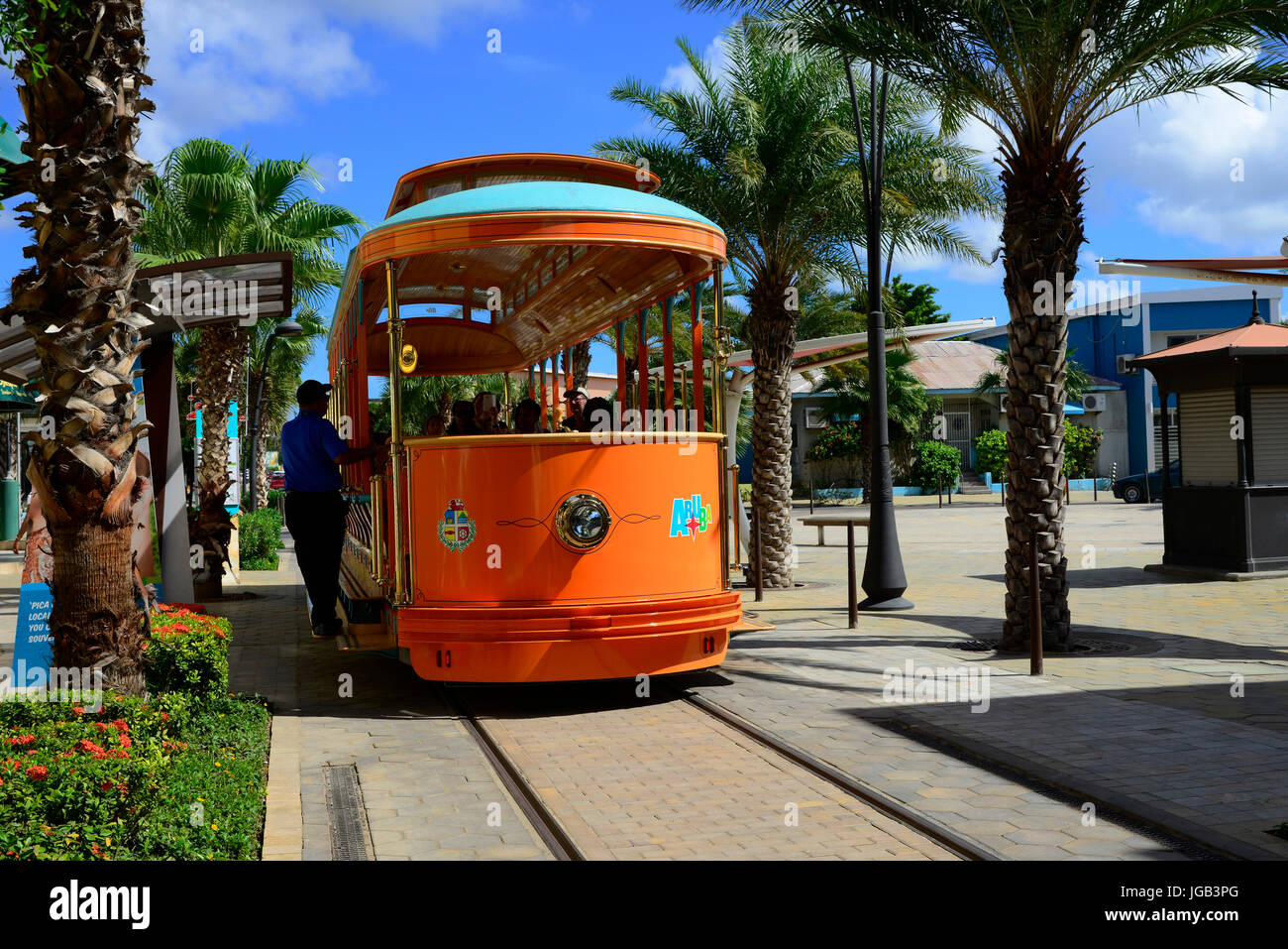 Südliche Karibik-Insel-Kreuzfahrt von Miami Florida auf der Insel Aruba mit lokalen Straßenbahn Stockfoto