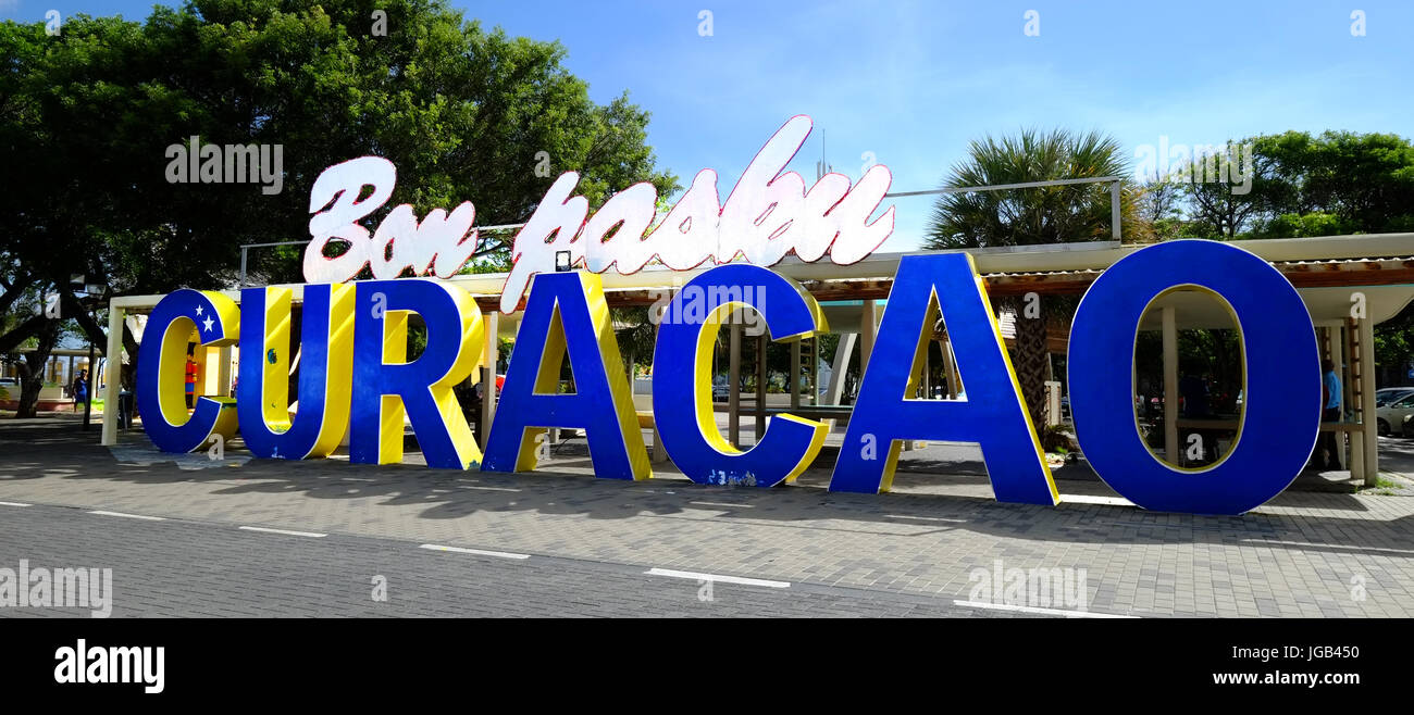 Große Zeichen Willemstad Curacao niederländische Karibikinsel Niederlande südliche Karibik Insel-Kreuzfahrt von Miami Florida Stockfoto