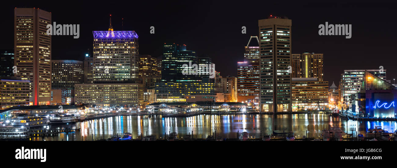 Der innere Hafen ist eine historische Hafenstadt, Touristenattraktion und Wahrzeichen der Stadt Baltimore, Maryland, USA. Der innere Hafen besteht aus Ende Stockfoto