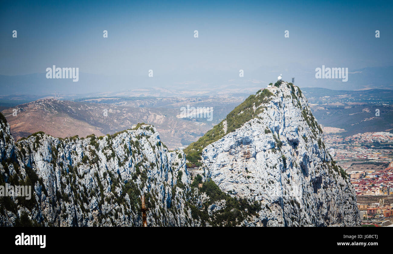 Blick auf den Felsen von Gibraltar von der Aussichtsplattform Stockfoto