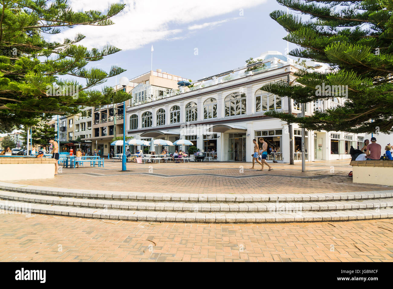 Coogee Beach Pavillion in Sydney, ein beliebter Ort für Strandurlauber am Wochenende Stockfoto