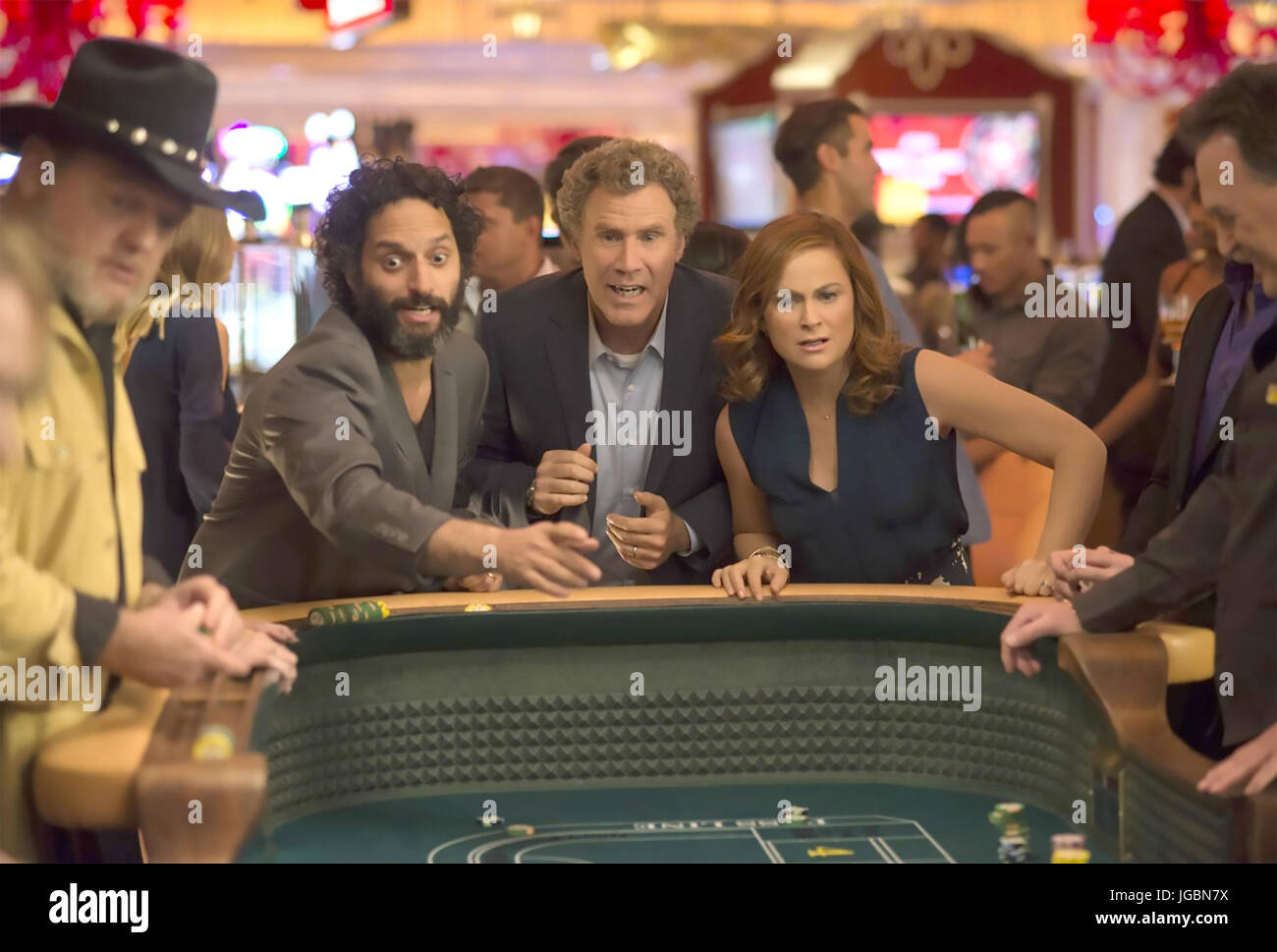 Das Haus 2017 New Line Cinema Film mit von links: Jason Mantzoukas, Will Ferrell, Amy Poehler Stockfoto