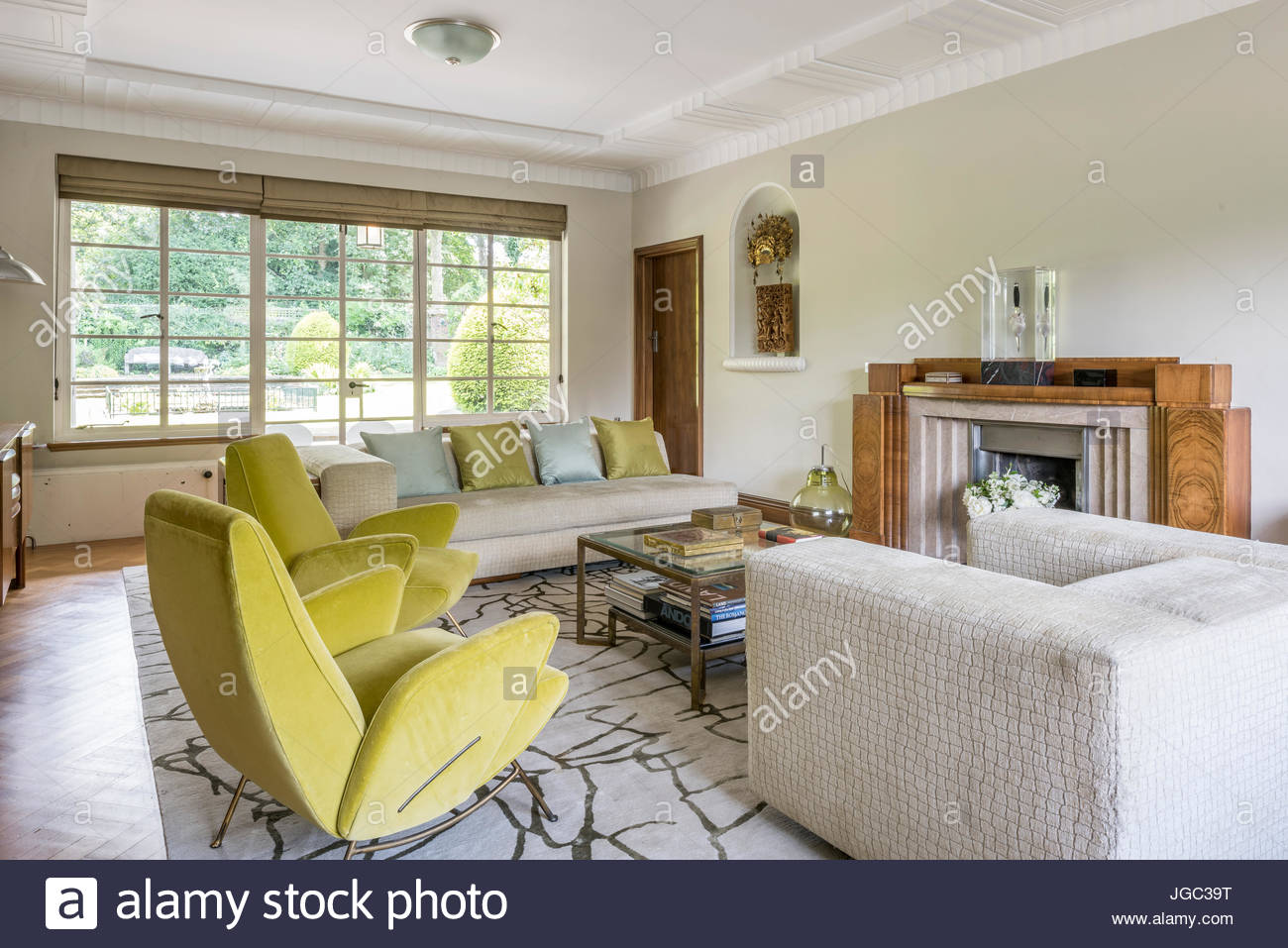 Paar Lime grün samt Sessel in 1930er Jahren Art-Deco-Wohnzimmer ... Paar Lime grün samt Sessel in 1930er Jahren Art-Deco-Wohnzimmer ...