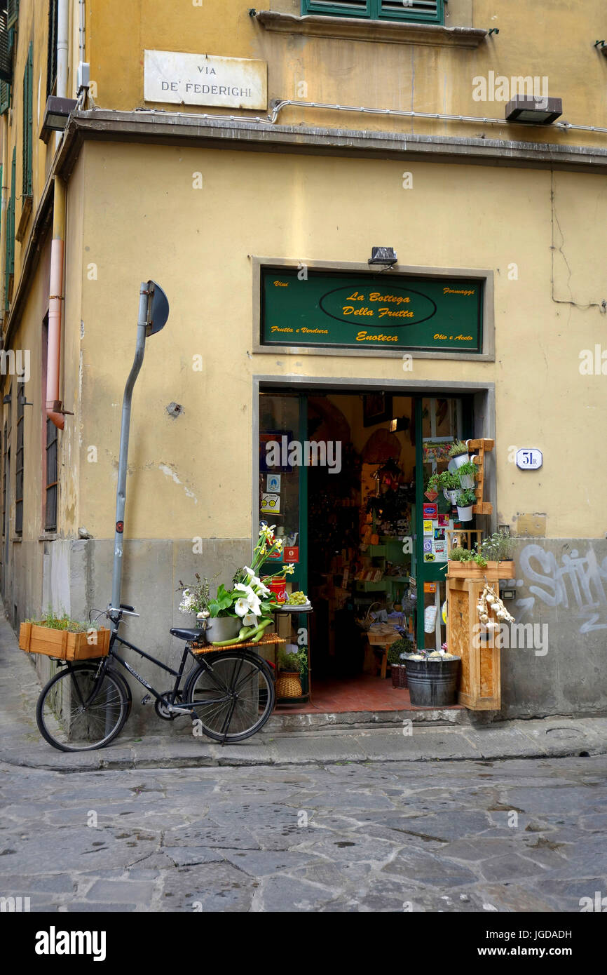 Kleine Nachbarschaft Shop in Florenz, Italien Stockfoto